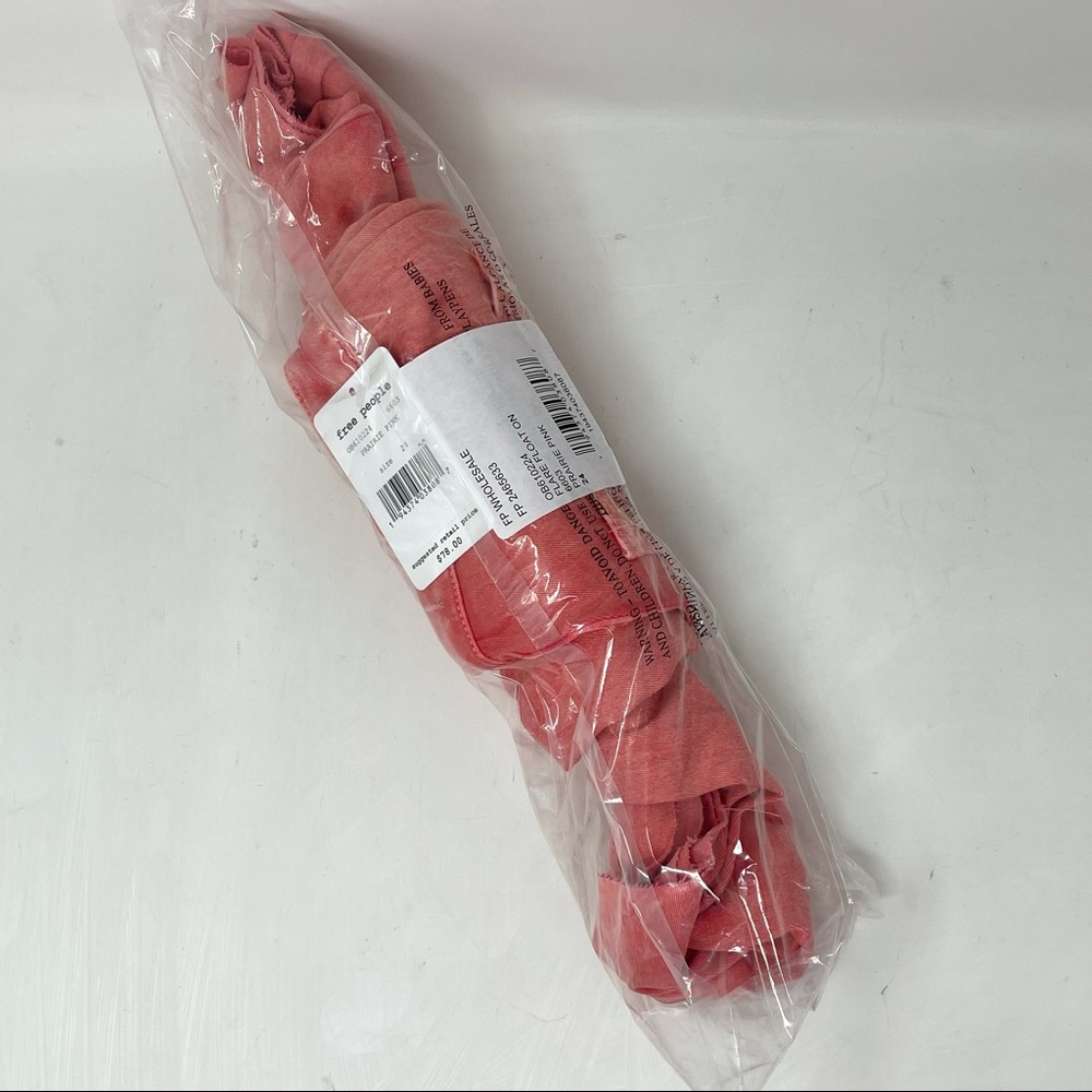 SALE! 1 LEFT! NWT! FREE PEOPLE Pink Float On Flare Leg High Rise Jeans - Picture 5 of 7